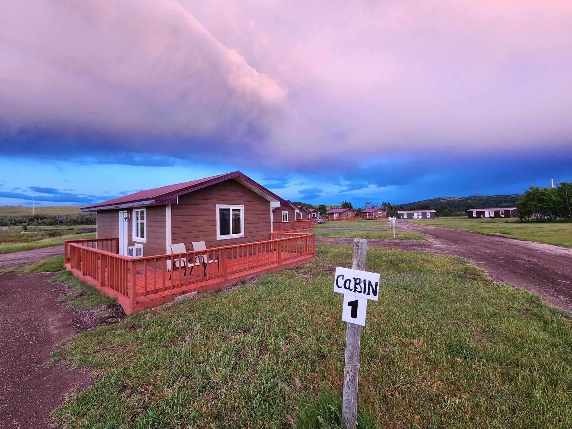 Circle R Motel East Glacier Park Village Esterno foto